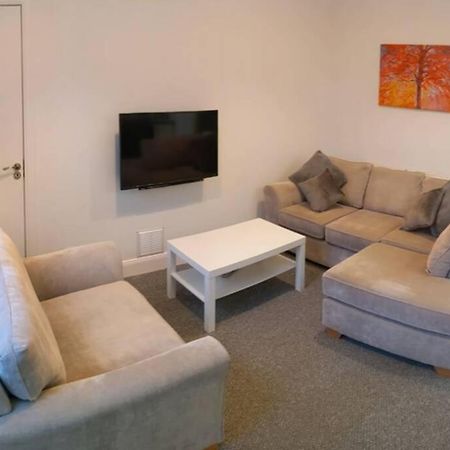 Glenfinnan - Two Bedroom Apartment Данфермлин Экстерьер фото